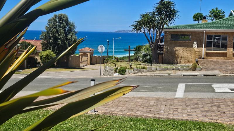 5 Bedroom Property for Sale in Reebok Western Cape